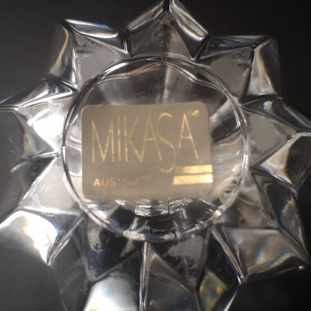 Mikasa Austria Comet Star Shaped 2 1/2" Crystal Taper Candle Holders Set of 2 - Picture 2 of 6
